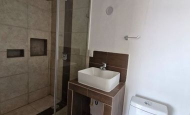 Casa en venta en San Jorge Pueblo Nuevo, atrás de la UVM campus Toluca 5 min de Galerías y Metepec centro, salida rápida  avenida Tecnológico