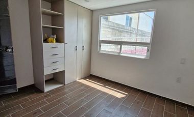 Casa en venta en San Jorge Pueblo Nuevo, atrás de la UVM campus Toluca 5 min de Galerías y Metepec centro, salida rápida  avenida Tecnológico