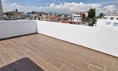 Casa en venta en San Jorge Pueblo Nuevo, atrás de la UVM campus Toluca 5 min de Galerías y Metepec centro, salida rápida  avenida Tecnológico