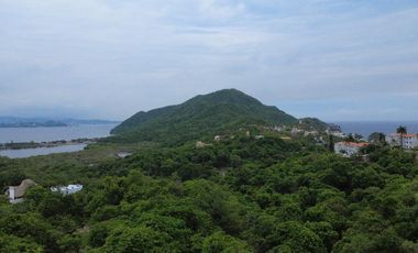 LOTE CON VISTA PANORAMICA EN FRACCIONAMIENTO PRIVADO EN MANZANILLO COLIMA