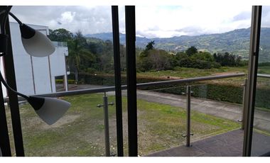 Casa campestre en Conjunto Residencial - Pacho Cundinamarca