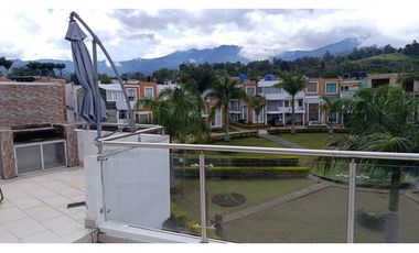 Casa campestre en Conjunto Residencial - Pacho Cundinamarca