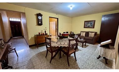 Casa de un piso con apartaestudio en venta Barrio Nuevo Palmira Valle