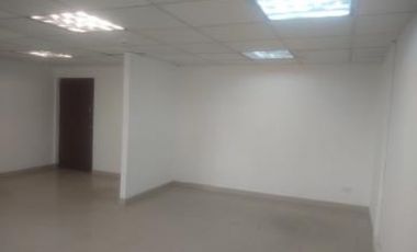 OFICINA 32 M2 EN ARRIENDO, CHAPINERO, ZONA FINANCIERA Y COMERCIAL