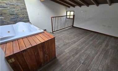 SE VENDE APARTAMENTO CON JACUZZI EN GUATAPÉ