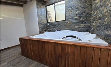 SE VENDE APARTAMENTO CON JACUZZI EN GUATAPÉ