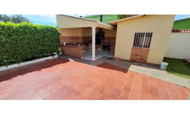 Casa campestre en Chinauta con todas las comodidades!