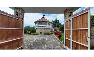 Casa campestre en Chinauta con todas las comodidades!