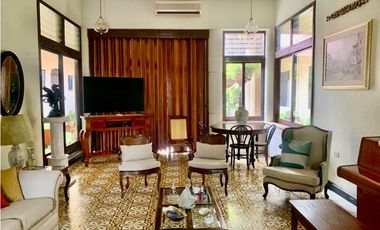 Hermosa casa en la Avenida del Libertador Santa Marta