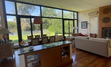 Casa en  alquiler anual totalmente equipada