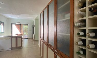 Casa en  alquiler anual totalmente equipada