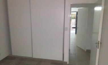 Departamento 1 dormitorios  c/ cochera - Los Perales