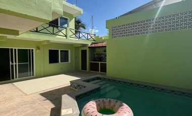 Casa a 20 metros del mar en venta en Chelem