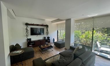 Edificio en Venta con Uso de Suelo Mixto en Verónica Anzures