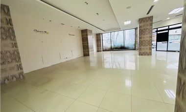 Kennedy, Local Comercial en Renta, 361m2, 5 Ambientes