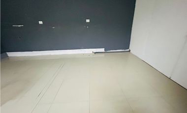 Kennedy, Local Comercial en Renta, 361m2, 5 Ambientes