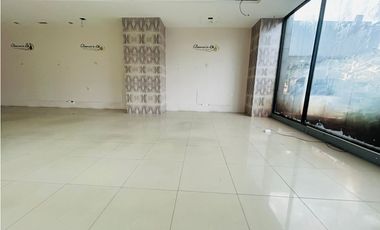 Kennedy, Local Comercial en Renta, 361m2, 5 Ambientes