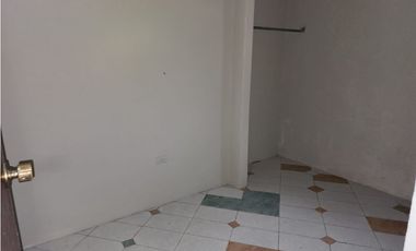 Se ALQUILA Apto vacío - El Crisol