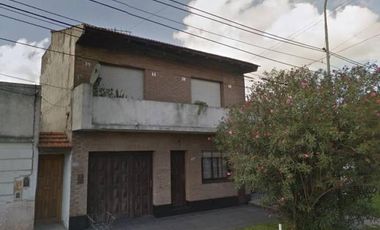 Casa PH en venta en Lanus Este