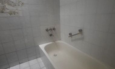 Casa PH en venta en Lanus Este