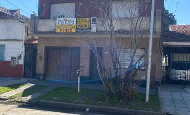 Casa PH en venta en Lanus Este
