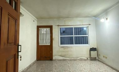 VENTA CASA DUPLEX, BERAZATEGUI
