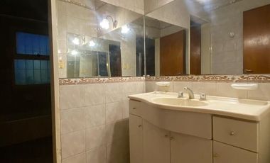 VENTA CASA DUPLEX, BERAZATEGUI