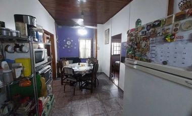 VENTA CASA 3 AMBIENTES - EZPELETA OESTE
