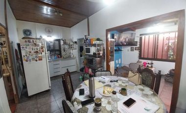VENTA CASA 3 AMBIENTES - EZPELETA OESTE