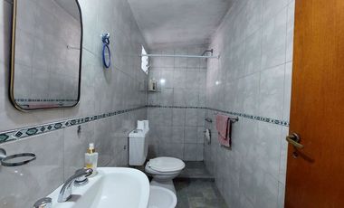 VENTA PH TIPO CASA 4 AMB CON COCHERA. APTO CREDITO