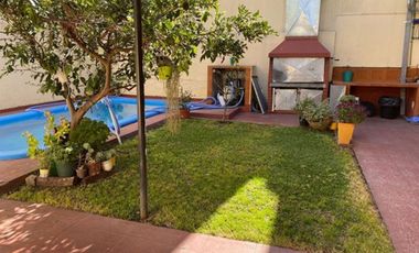 Oportunidad casa de 5 ambientes con cochera