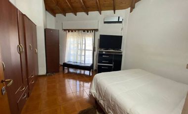 Oportunidad casa de 5 ambientes con cochera