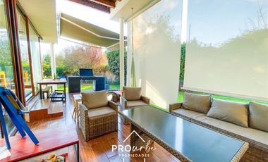 Casa en Venta en Condominio Los Bosques