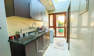 Casa en Venta en Condominio Los Bosques