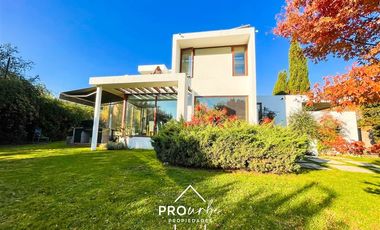 Casa en Venta en Condominio Los Bosques