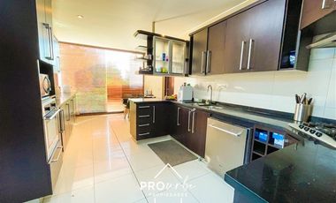 Casa en Venta en Condominio Los Bosques