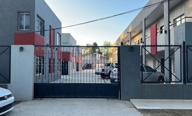 DPTO 2AMBIENTES CON PATIO Y AMENITIES EN COMPLEJO