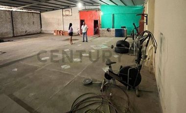 VENTA DE CASA RENTERA CON GALPON DIAGONAL AL HOSPITAL DE JIPIJAPA