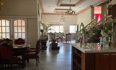 Big Lot with House in Marcelo Green Village, Parañaque City for Sale!
