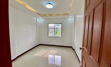 3 storey with roof deck Townhouse FOR LEASE or FOR SALE at San Antonio Village M