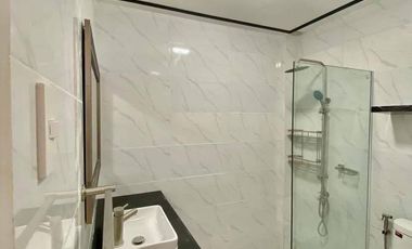 3 storey with roof deck Townhouse FOR LEASE or FOR SALE at San Antonio Village M