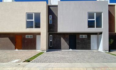 Casas Nuevas en venta en Jorge Jiménez Cantú cerca de la estación Pino Suarez del tren interurbano, pabellón Metepec, plaza las Américas, Galerías