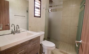 CASA EN VENTA EN MORELIA, PUERTA NOGAL, ZONA CAMPESTRE DEL VERGEL