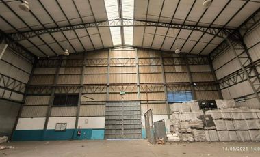 Alquiler bodega industrial 1400m2 - Vía a Daule - Guayaquil, Alto impacto