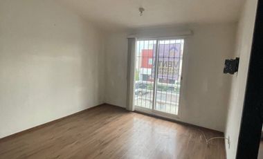 Casa amplia en un entorno seguro y comodo