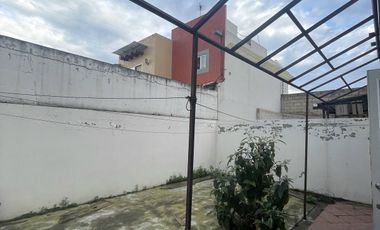 Casa amplia en un entorno seguro y comodo