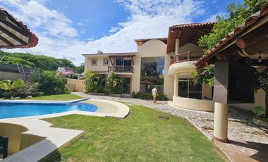 Casa Ixtapa  No 1 Residencial Club de Golf