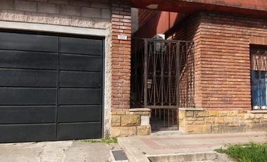 Alquiler Ph 4 Ambientes en Moron Sur