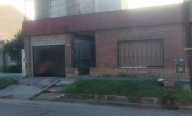 Alquiler Ph 4 Ambientes en Moron Sur