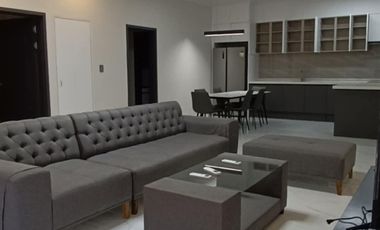 4 bedroom condo in clark freeport zone for rent with 4C.R for each room